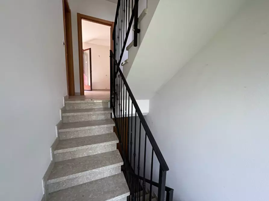 Immagine 11 di Villetta a schiera in vendita  in Via Primavera a Chioggia