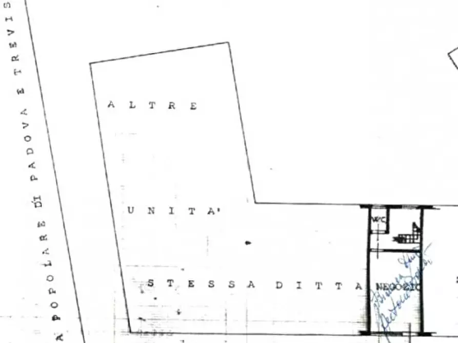 Immagine 8 di Negozio in vendita  in Viale Stazione a Montegrotto Terme