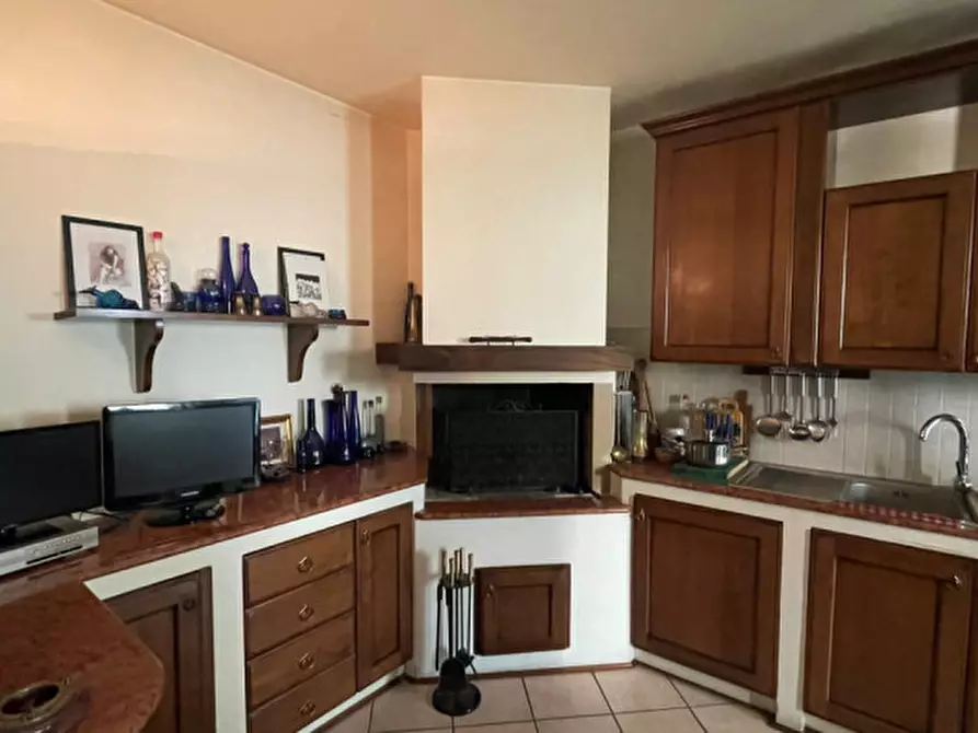 Immagine 2 di Casa bifamiliare in vendita  in via San Pio X a Loreggia