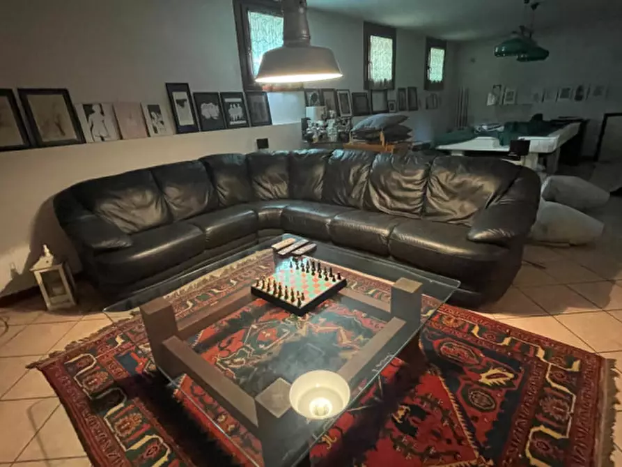 Immagine 11 di Casa bifamiliare in vendita  in via San Pio X a Loreggia