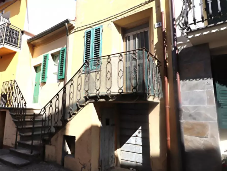 Immagine 2 di Villetta a schiera in vendita  in Via Zara a Bucine