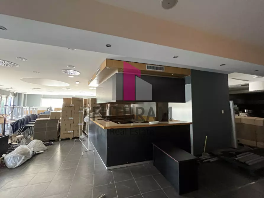 Immagine 13 di Negozio in vendita  a Pianiga