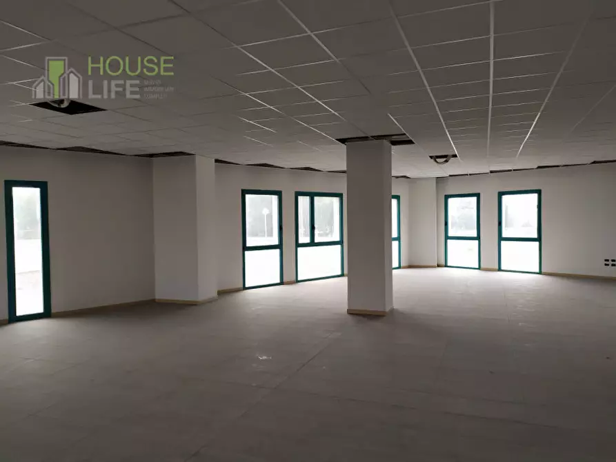 Immagine 2 di Ufficio in vendita  in Via Gombe a Thiene