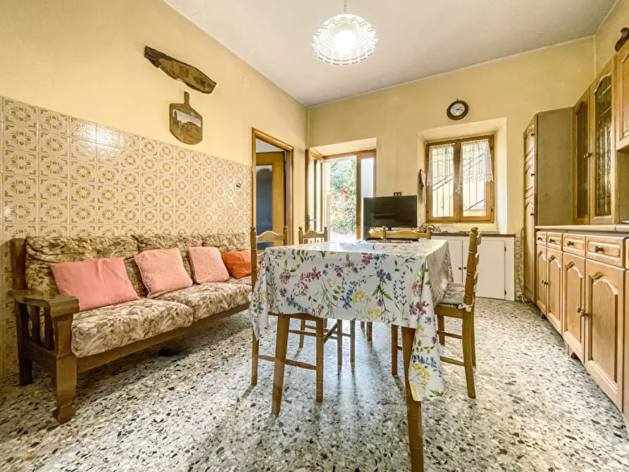Immagine 4 di Casa indipendente in vendita  in Via san giulio a Loreglia