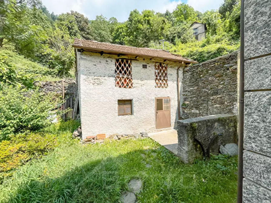 Immagine 12 di Casa indipendente in vendita  in Via san giulio a Loreglia