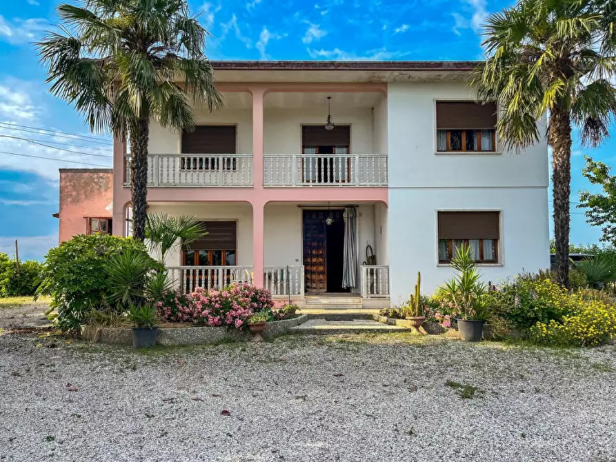 Immagine 3 di Casa indipendente in vendita  in Via Roma a Pozzonovo