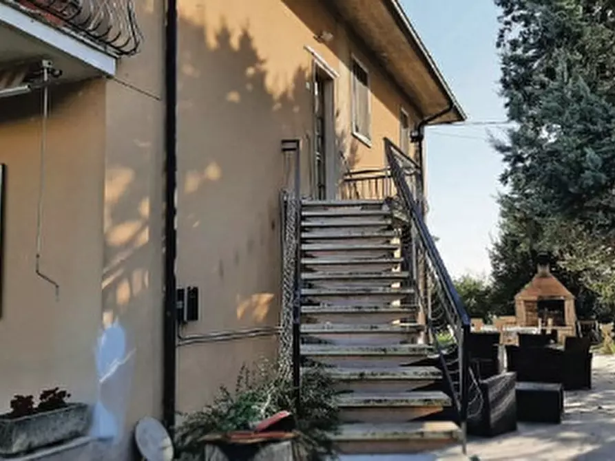 Immagine 2 di Casa bifamiliare in vendita  in VIA VIRGILIANA 1 a Trevenzuolo