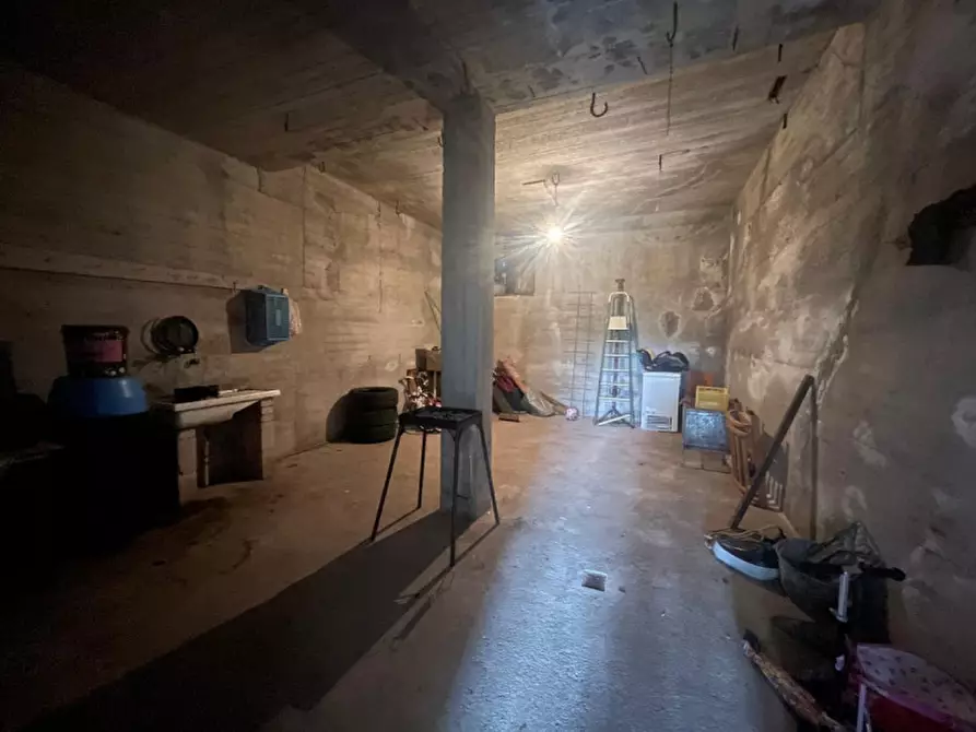 Immagine 18 di Villetta a schiera in vendita  in Via castagne a Tramutola