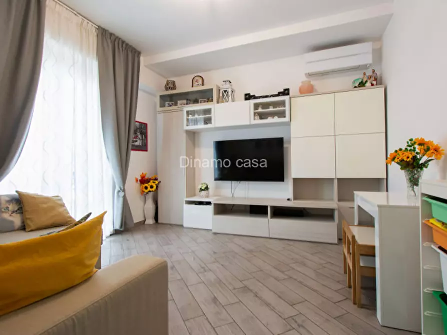 Immagine 1 di Appartamento in vendita  in via aspromonte a Prato