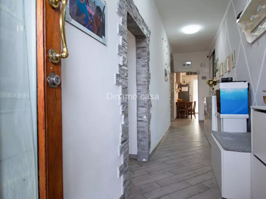 Immagine 4 di Appartamento in vendita  in via aspromonte a Prato