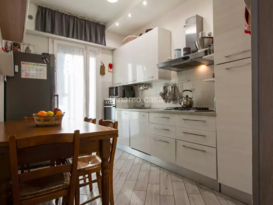 Immagine 14 di Appartamento in vendita  in via aspromonte a Prato