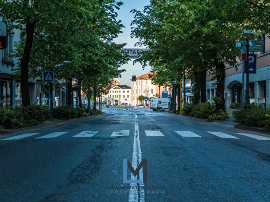 Immagine 4 di Terreno in vendita  a Montebelluna