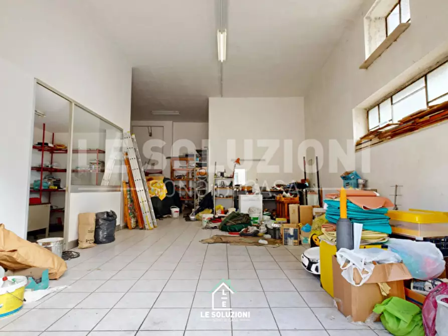 Immagine 2 di Laboratorio in vendita  in via della conciliazione 93 a Putignano