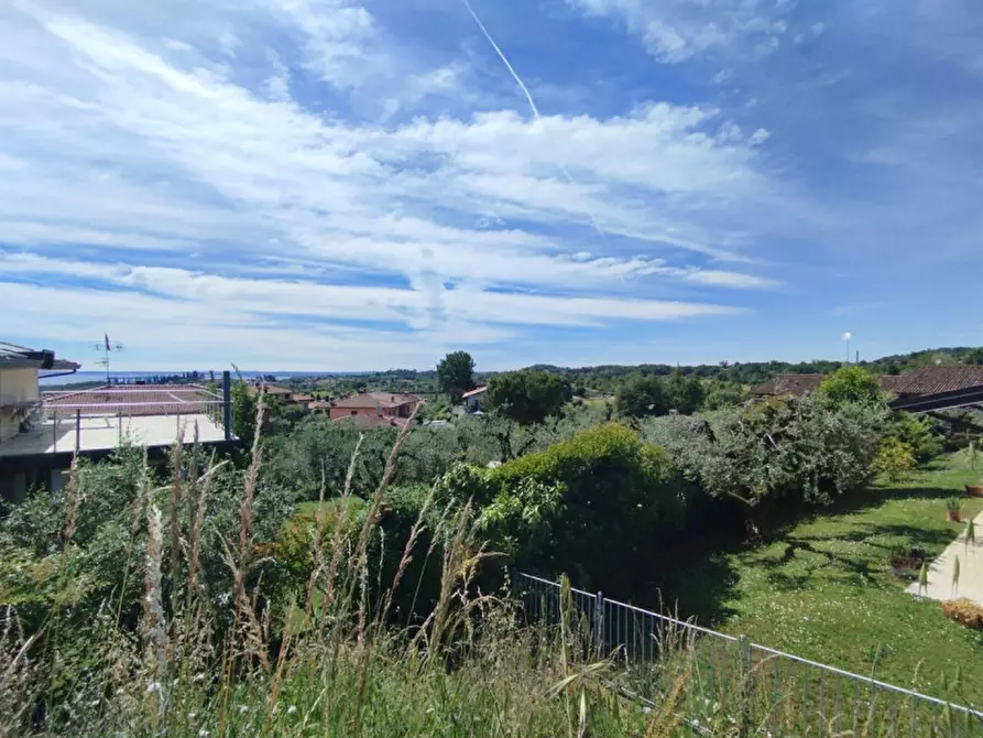 Immagine 1 di Terreno in vendita  in via lago lucone a Polpenazze Del Garda