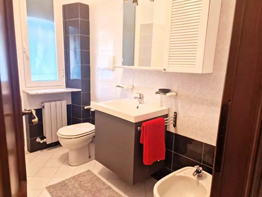 Immagine 18 di Appartamento in vendita  in Strada statale 1 Via Aurelia a Camogli