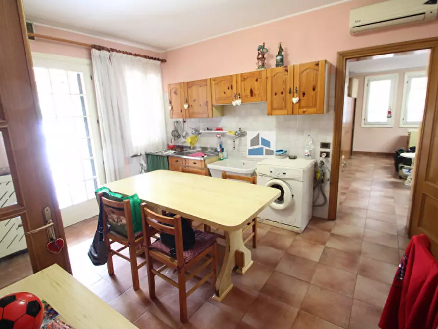 Immagine 4 di Casa trifamiliare in vendita  in Via Alcide De Gasperi a Santa Maria Di Sala