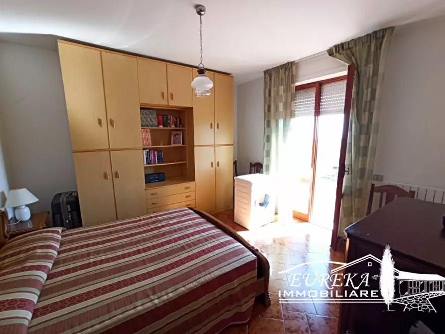 Immagine 21 di Appartamento in vendita  in strada vaiano a Castiglione Del Lago