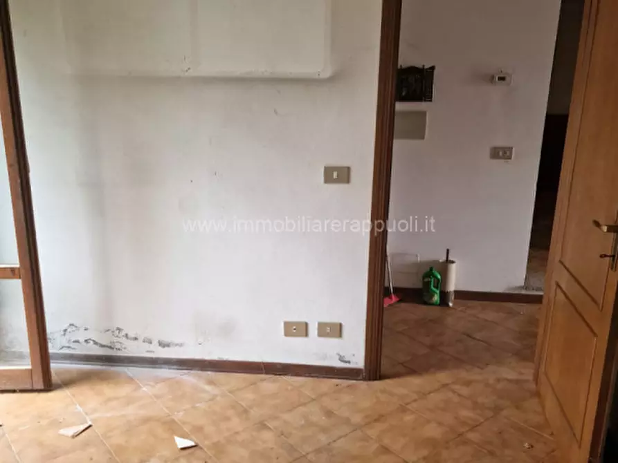 Immagine 5 di Villetta a schiera in vendita  a Sinalunga