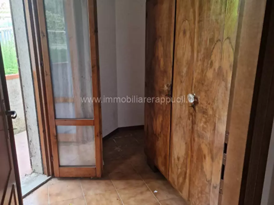 Immagine 11 di Villetta a schiera in vendita  a Sinalunga