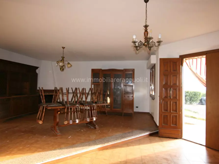 Immagine 12 di Villetta a schiera in vendita  a Sinalunga