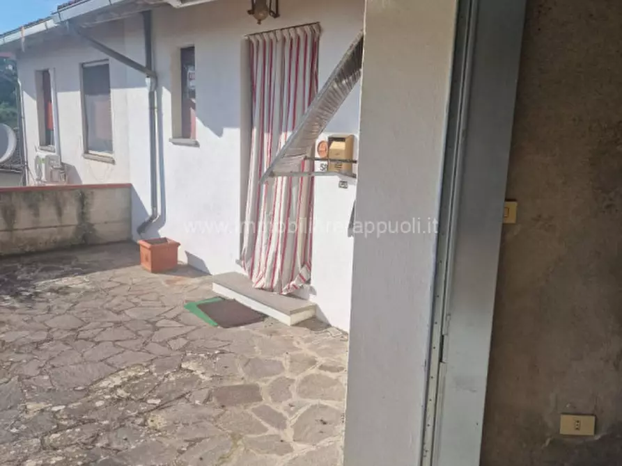 Immagine 21 di Villetta a schiera in vendita  a Sinalunga