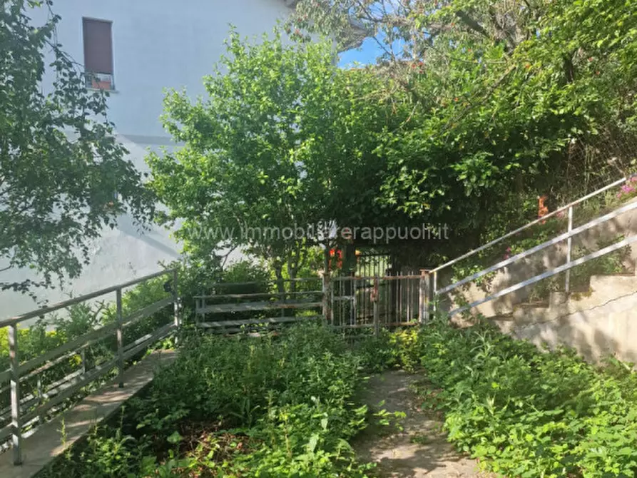 Immagine 23 di Villetta a schiera in vendita  a Sinalunga