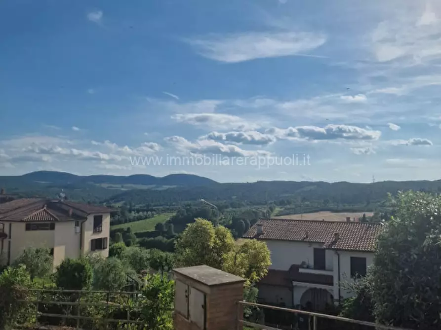 Immagine 28 di Villetta a schiera in vendita  a Sinalunga