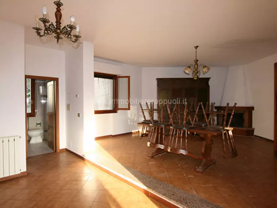 Immagine 32 di Villetta a schiera in vendita  a Sinalunga