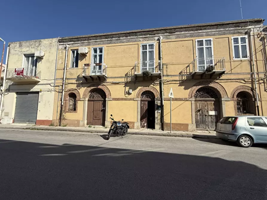 Immagine 1 di Appartamento in vendita  in Via Policastrelli,N°209 a Milazzo