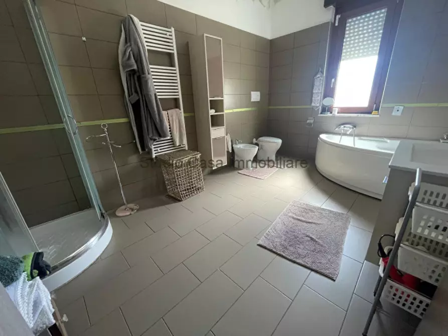 Immagine 23 di Appartamento in vendita  in Via Leonardo da Vinci a Marsicovetere