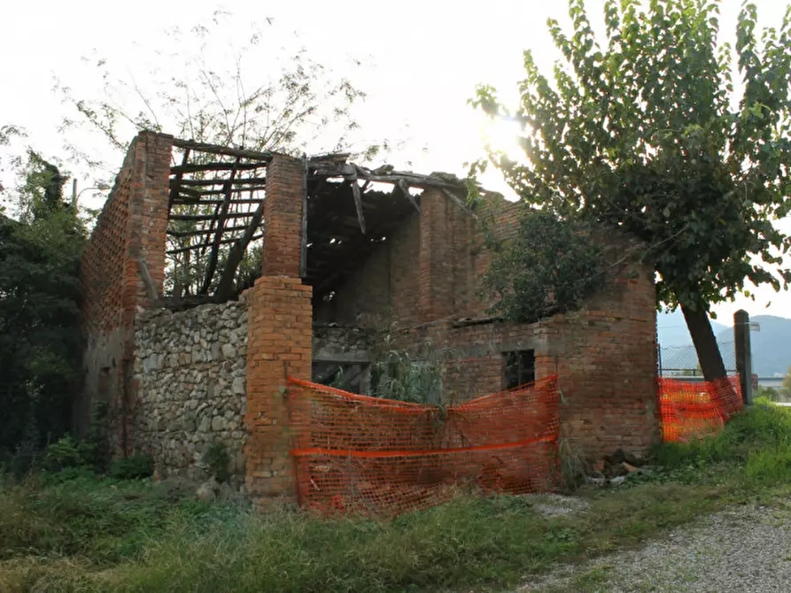 Immagine 7 di Rustico / casale in vendita  in Via Tramonte a Torreglia
