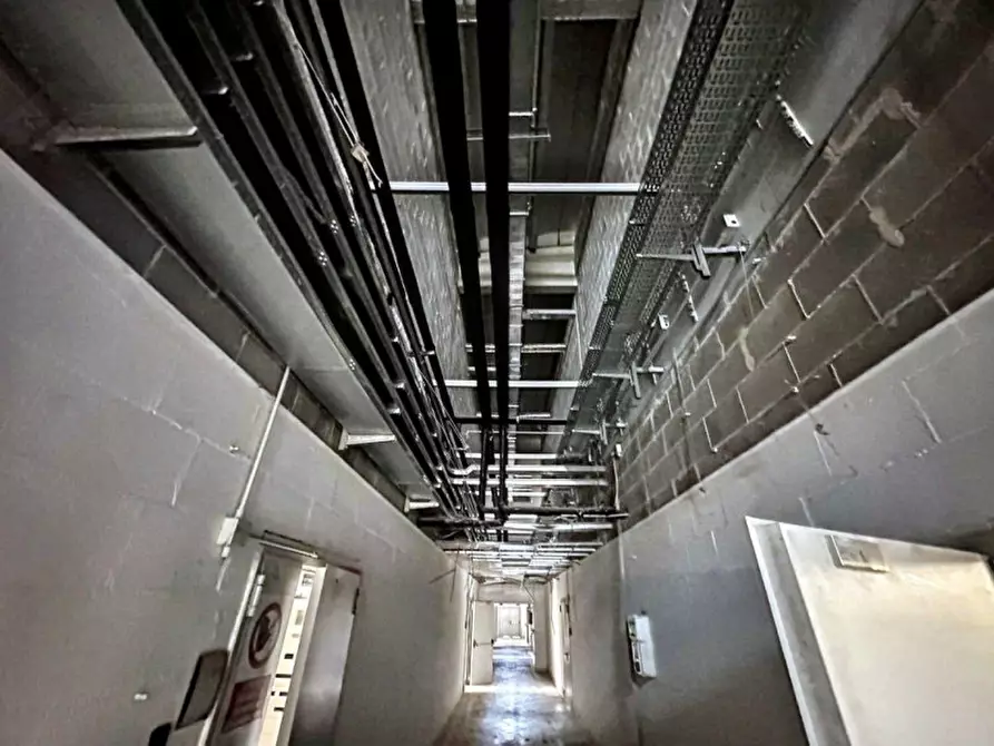 Immagine 8 di Capannone industriale in vendita  in Via delle Magnolie, 4, 70026 Modugno BA, Italia a Modugno