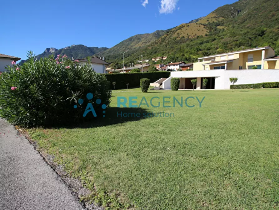 Immagine 2 di Terreno in vendita  in Via Martiri della Libertà a Caltrano