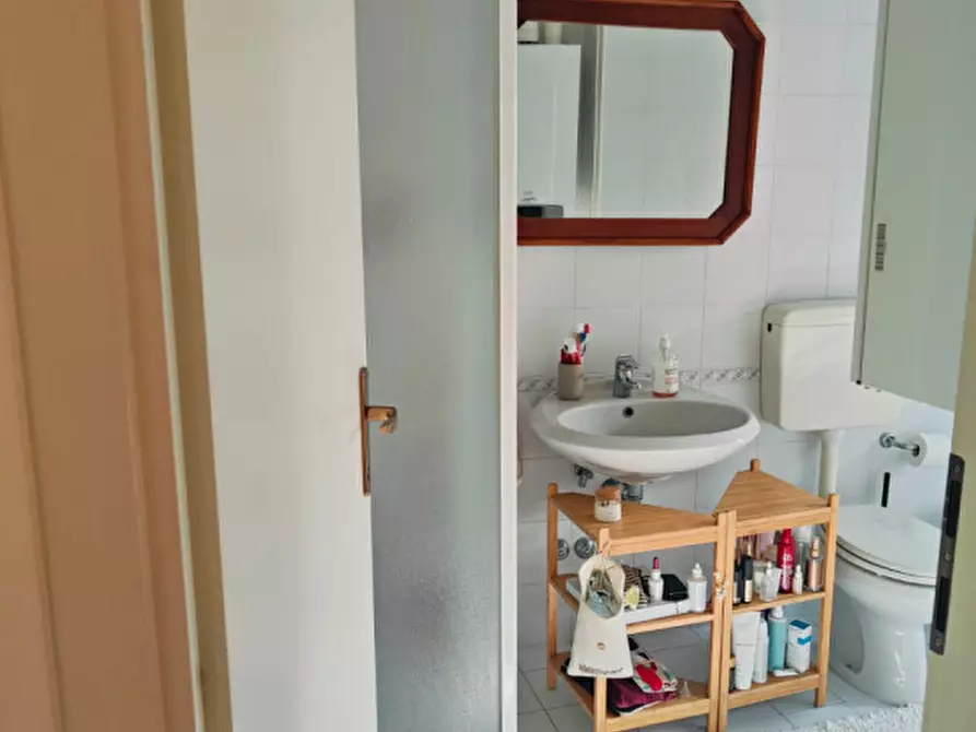 Immagine 12 di Appartamento in vendita  in VIA CHIARAMONTI a Cesena