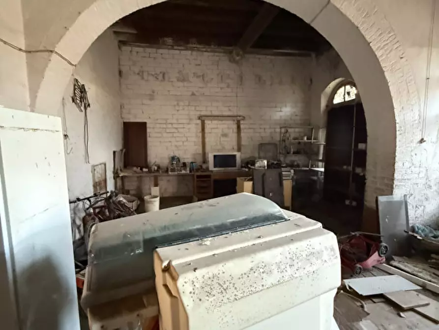 Immagine 49 di Palazzo in vendita  in Via Policastrelli,N°209 a Milazzo