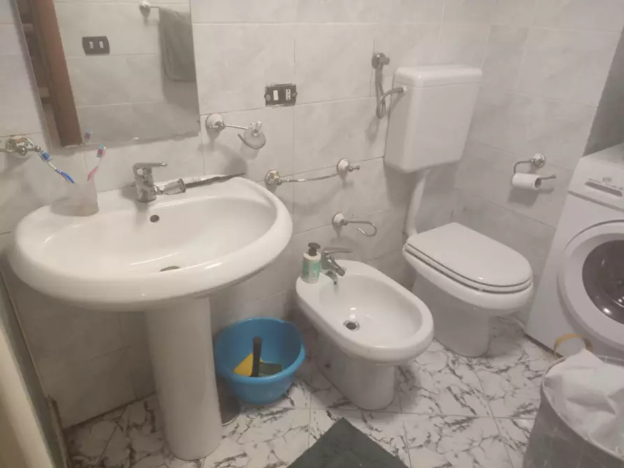 Immagine 14 di Appartamento in affitto  in Vico Ferdinando San felice a Napoli