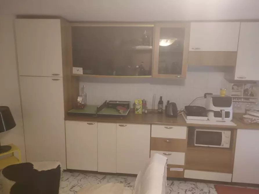 Immagine 23 di Appartamento in affitto  in Vico Ferdinando San felice a Napoli