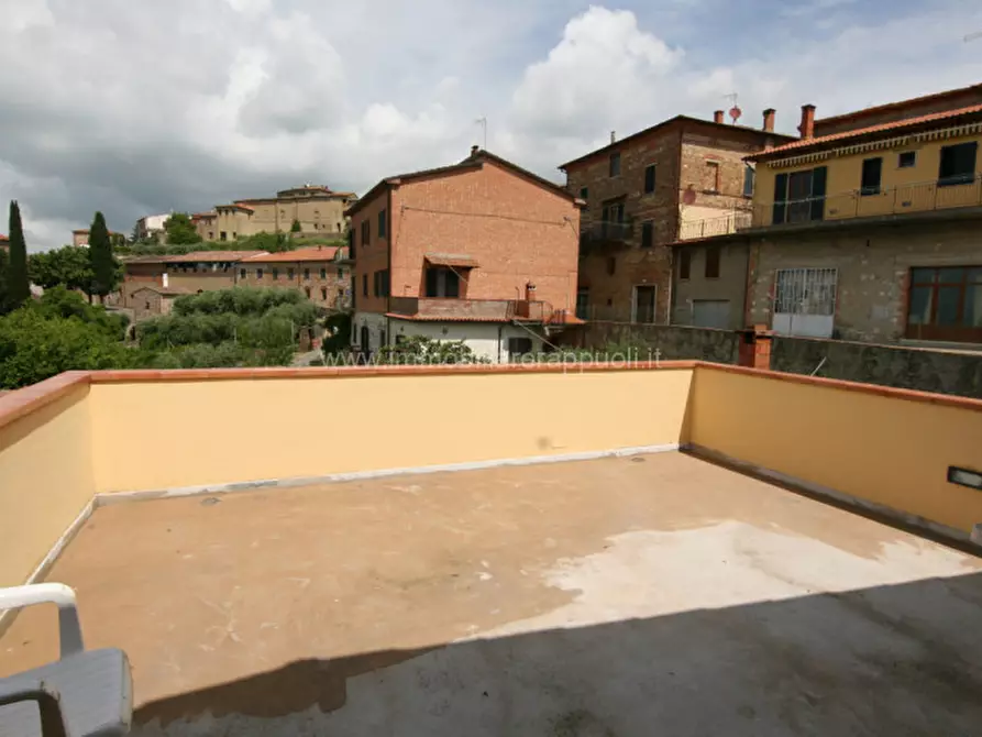 Immagine 13 di Appartamento in vendita  a Trequanda