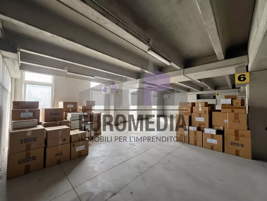 Immagine 4 di Capannone industriale in vendita  in Via Trieste a Colognola Ai Colli