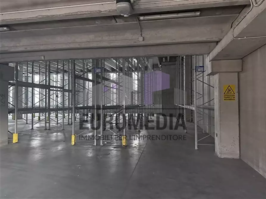 Immagine 7 di Capannone industriale in affitto  in Via Trieste a Colognola Ai Colli