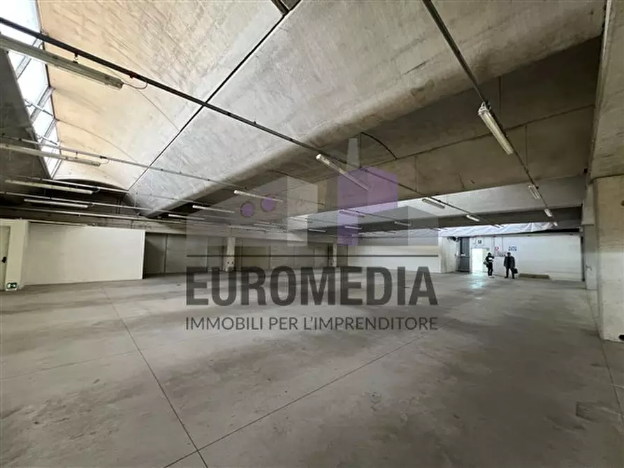 Immagine 12 di Capannone industriale in affitto  in Via Trieste a Colognola Ai Colli