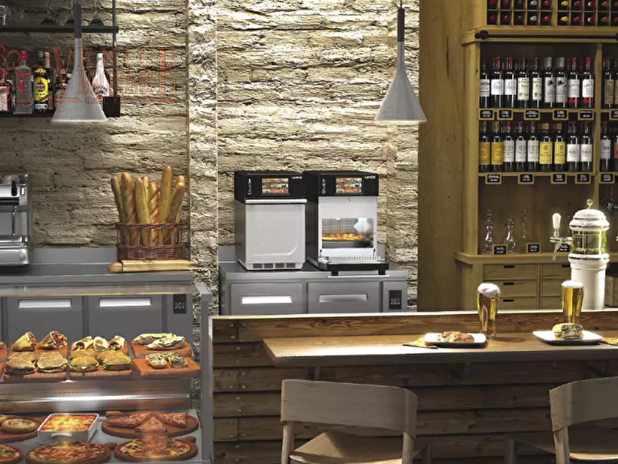 Immagine 1 di Attività commerciale in vendita  a Venezia