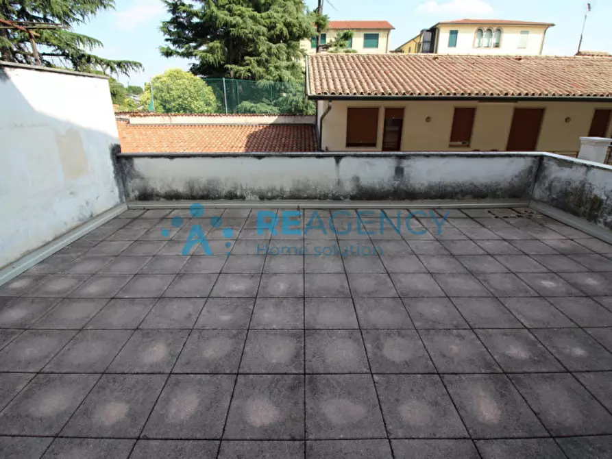 Immagine 7 di Appartamento in vendita  in Via Trieste a Thiene