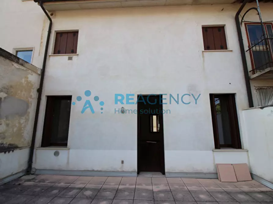 Immagine 9 di Appartamento in vendita  in Via Trieste a Thiene