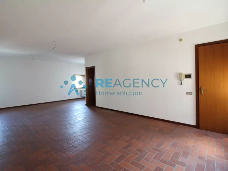 Immagine 11 di Appartamento in vendita  in Via Trieste a Thiene