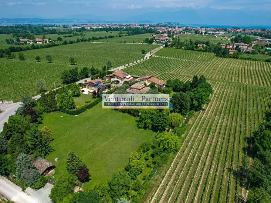 Immagine 7 di Villa in vendita  in Via Nino Dal Pra a Sirmione