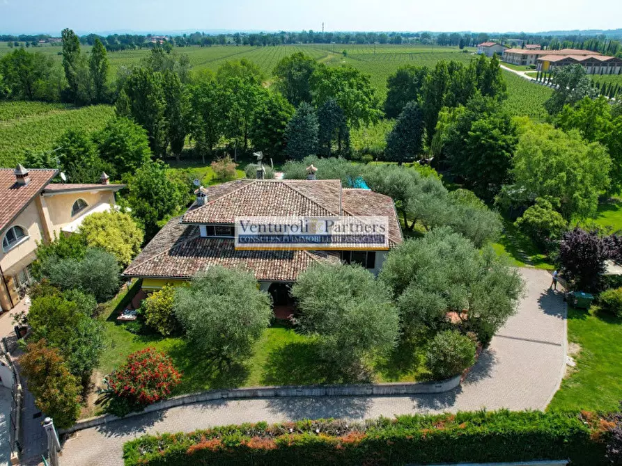 Immagine 8 di Villa in vendita  in Via Nino Dal Pra a Sirmione