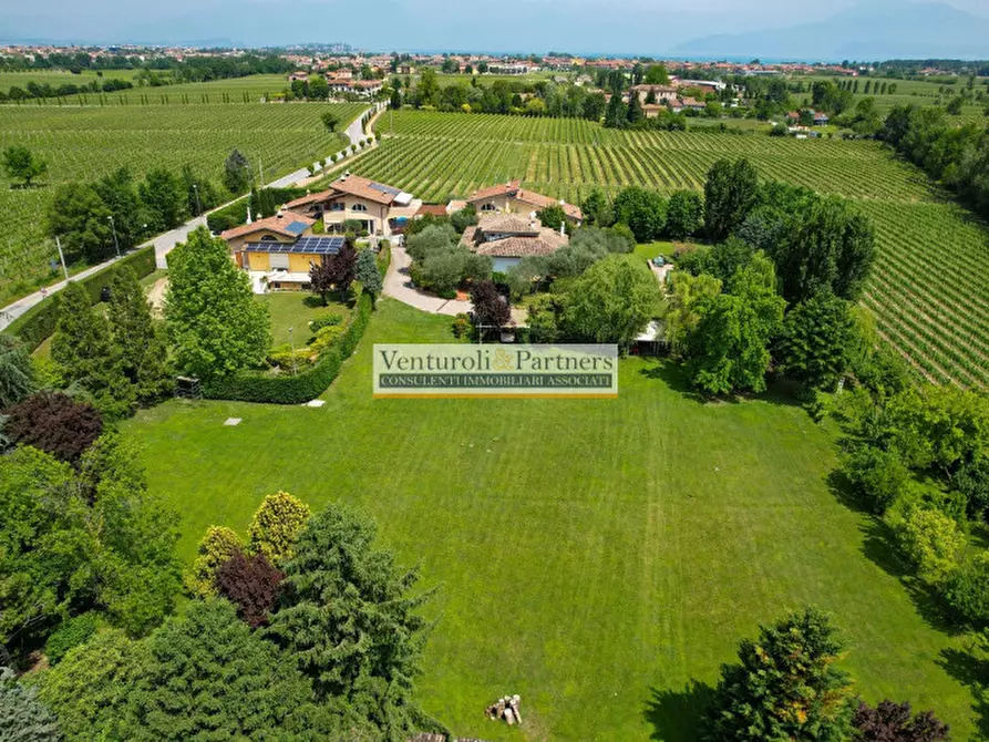 Immagine 9 di Villa in vendita  in Via Nino Dal Pra a Sirmione