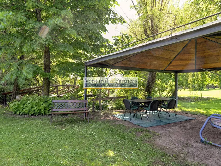 Immagine 17 di Villa in vendita  in Via Nino Dal Pra a Sirmione