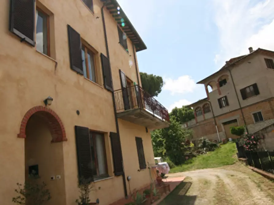 Immagine 1 di Villetta a schiera in vendita  a Trequanda